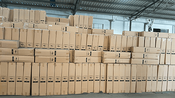 Warehouse-of-Grey-Felt-–-Carton-Packing